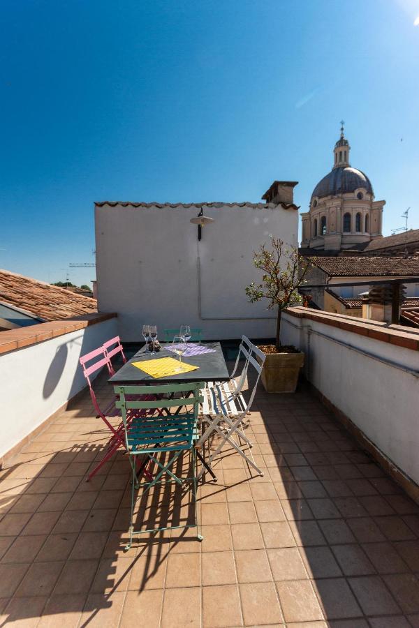 La Terrazza Apartment - Smart Holiday Mantova Exteriör bild
